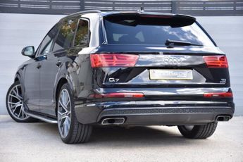 AUDI Q7 3.0 TDI V6 Black Edition SUV 5dr Diesel Tiptronic quattro Euro 6