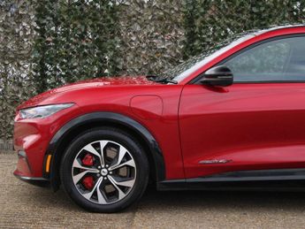 FORD MUSTANG MACH-E Extended Range 91kWh SUV 5dr Electric Automatic AWD (351 ps)