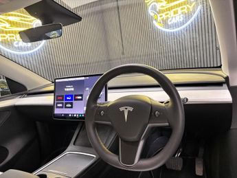 TESLA MODEL Y (Dual Motor) Long Range SUV 5dr Electric Auto 4WDE (384 bhp)