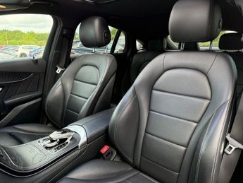 MERCEDES-BENZ GLC 2.1 GLC250d AMG Line (Premium Plus) Coupe 5dr Diesel G-Tronic+ 4