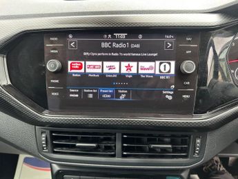 VOLKSWAGEN T-CROSS 1.0 TSI SE SUV 5dr Petrol DSG Euro 6 (s/s) (110 ps)