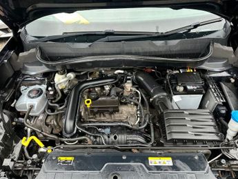 VOLKSWAGEN T-CROSS 1.0 TSI SE SUV 5dr Petrol DSG Euro 6 (s/s) (110 ps)