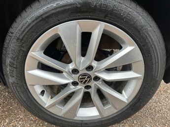 VOLKSWAGEN T-CROSS 1.0 TSI SE SUV 5dr Petrol DSG Euro 6 (s/s) (110 ps)