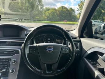 VOLVO V70 1.6 D2 BUSINESS EDITION 5d 113 BHP