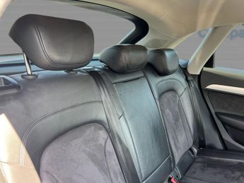 AUDI Q3 2.0 TFSI SE SUV 5dr Petrol Manual quattro Euro 5 (s/s) (170 ps)