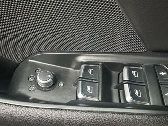 AUDI A3 1.6 TDI S line Sportback 5dr Diesel S Tronic Euro 5 (s/s) (105 p