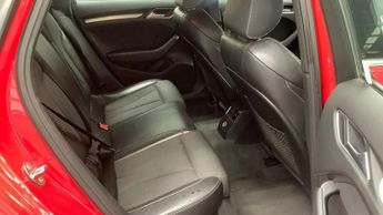 AUDI A3 1.6 TDI S line Sportback 5dr Diesel S Tronic Euro 5 (s/s) (105 p