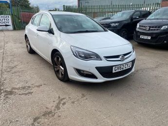 Vauxhall Astra 1.6 16v SRi Hatchback 5dr Petrol Manual Euro 5 (115 ps)
