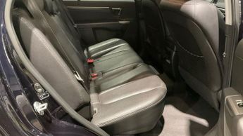HYUNDAI SANTA FE 2.2 CRDi Premium SUV 5dr Diesel Auto 4WD Euro 5 (5 seat) (194 bh