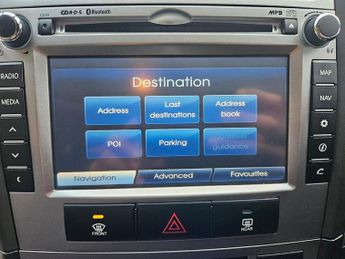 HYUNDAI SANTA FE 2.2 CRDi Premium SUV 5dr Diesel Auto 4WD Euro 5 (5 seat) (194 bh