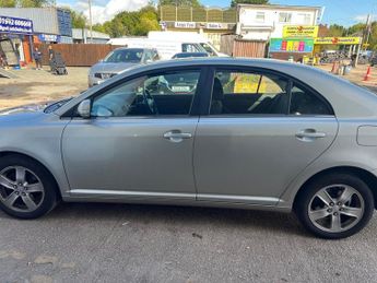 TOYOTA AVENSIS 1.8 VVT-i T3-X Hatchback 5dr Petrol Manual (171 g/km, 127 bhp)