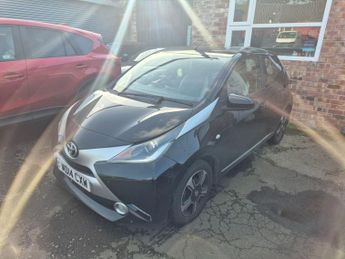 TOYOTA AYGO 1.0 VVT-i x-clusiv Hatchback 5dr Petrol x-shift Euro 5 Euro 5 (6