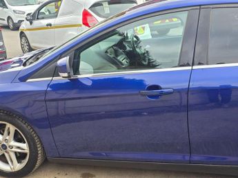 FORD FOCUS 1.0T EcoBoost Zetec Hatchback 5dr Petrol Auto Euro 6 (s/s) (125 