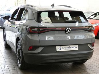 VOLKSWAGEN ID.4 Pure 52kWh Life SUV 5dr Electric Auto (148 ps)
