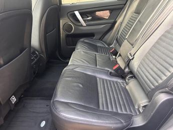LAND ROVER DISCOVERY SPORT 2.0 D180 MHEV SE SUV AUTO 5dr 