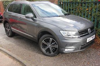 Volkswagen Tiguan 2.0 TDI BlueMotion Tech SE Navigation SUV 5dr Diesel DSG 4Motion