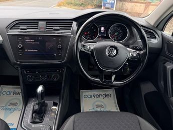 VOLKSWAGEN TIGUAN 1.4 TSI SE Navigation SUV 5dr Petrol DSG 4Motion Euro 6 (s/s) (1