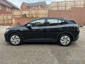 VOLKSWAGEN ID.4 Pro Performance 77kWh Life SUV 5dr Electric Auto (204 ps)