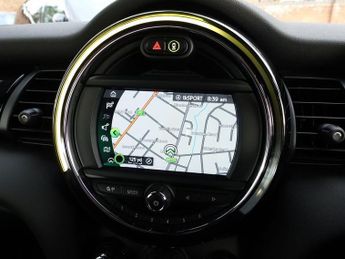 MINI Electric Hatch Cooper SE 32.6kWh Level 2 Hatchback 3dr Electric Auto (184 ps)