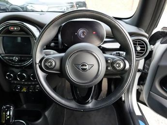 MINI Electric Hatch Cooper SE 32.6kWh Level 2 Hatchback 3dr Electric Auto (184 ps)