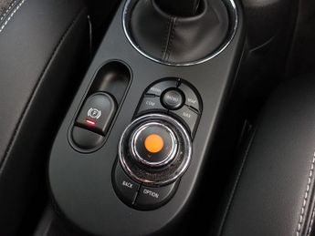 MINI Electric Hatch Cooper SE 32.6kWh Level 2 Hatchback 3dr Electric Auto (184 ps)