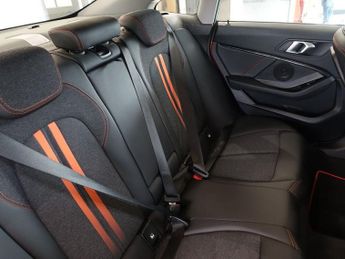 BMW 2 SERIES GRAN COUPE 1.5 218i Sport (LCP) Saloon 4dr Petrol DCT Euro 6 (s/s) (136 ps)