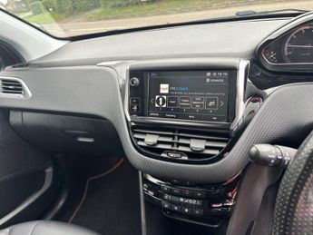 PEUGEOT 2008 1.2 PureTech GT Line SUV 5dr Petrol EAT Euro 6 (s/s) (110 ps)