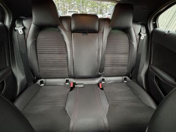 MERCEDES-BENZ A-CLASS 2.1 A200d AMG Line (Premium) Hatchback 5dr Diesel 7G-DCT Euro 6 