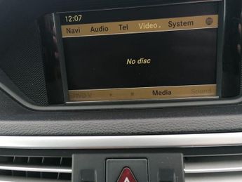 MERCEDES-BENZ E-CLASS 3.0 E350 CDI V6 BlueEfficiency Sport Edition 125 Estate 5dr Dies