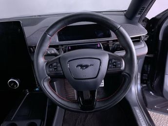 FORD MUSTANG MACH-E Extended Range 91kWh SUV 5dr Electric Automatic AWD (351 ps)