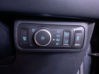 FORD MUSTANG MACH-E Extended Range 91kWh SUV 5dr Electric Automatic AWD (351 ps)