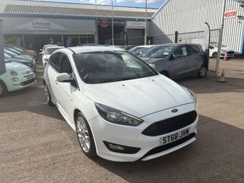 Ford Focus 1.5 TDCi ST-Line Hatchback 5dr Diesel Manual Euro 6 (s/s) (120 p