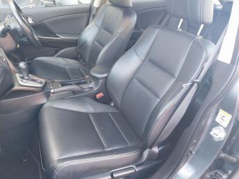 HONDA CIVIC 1.8 i-VTEC EX Hatchback 5dr Petrol Auto Euro 5 (142 ps)