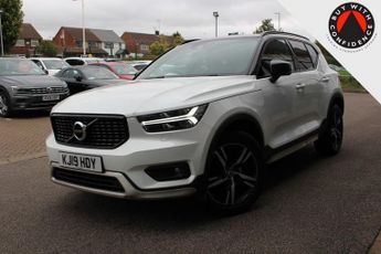 VOLVO XC40 1.5 T3 R-Design SUV 5dr Petrol Auto Euro 6 (s/s) (163 ps)