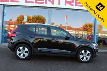 VOLVO XC40 2.0 T4 Momentum Pro SUV 5dr Petrol Auto AWD Euro 6 (s/s) (190 ps