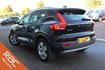 VOLVO XC40 2.0 T4 Momentum Pro SUV 5dr Petrol Auto AWD Euro 6 (s/s) (190 ps