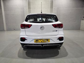 MG MG ZS 72.6kWh Trophy Connect Long Range SUV 5dr Electric Auto (156 ps)