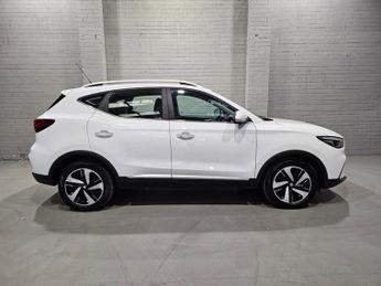 MG MG ZS 72.6kWh Trophy Connect Long Range SUV 5dr Electric Auto (156 ps)
