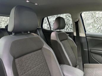 VOLKSWAGEN T-CROSS 1.0 TSI SEL SUV 5dr Petrol DSG Euro 6 (s/s) (110 ps)
