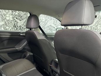 VOLKSWAGEN T-CROSS 1.0 TSI SEL SUV 5dr Petrol DSG Euro 6 (s/s) (110 ps)