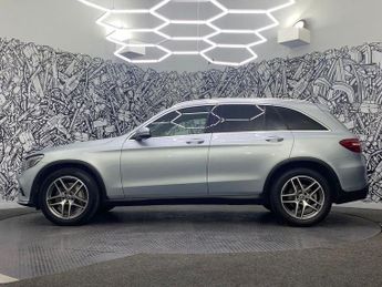 MERCEDES-BENZ GLC 2.1 GLC220d AMG Line SUV 5dr Diesel G-Tronic 4MATIC Euro 6 (s/s)