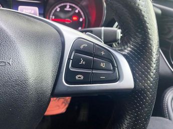 MERCEDES-BENZ GLC 2.1 GLC220d AMG Line SUV 5dr Diesel G-Tronic 4MATIC Euro 6 (s/s)