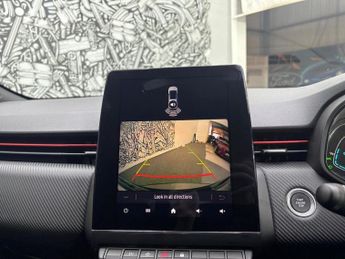 RENAULT CLIO 1.6 E-TECH RS Line Hatchback 5dr Petrol Hybrid Auto Euro 6 (s/s)