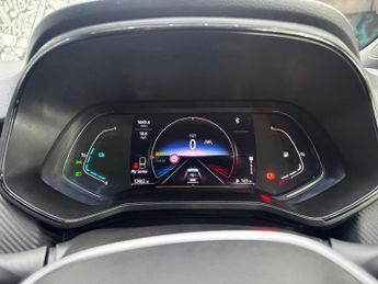 RENAULT CLIO 1.6 E-TECH RS Line Hatchback 5dr Petrol Hybrid Auto Euro 6 (s/s)