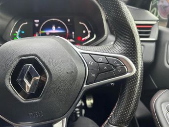 RENAULT CLIO 1.6 E-TECH RS Line Hatchback 5dr Petrol Hybrid Auto Euro 6 (s/s)