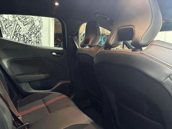 RENAULT CLIO 1.6 E-TECH RS Line Hatchback 5dr Petrol Hybrid Auto Euro 6 (s/s)