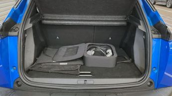 PEUGEOT E-2008 50kWh GT Line SUV 5dr Electric Auto (136 ps)