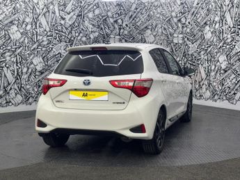 TOYOTA YARIS 1.5 VVT-h Design Hatchback 5dr Petrol Hybrid E-CVT Euro 6 (s/s) 