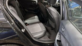 BMW 1 SERIES 1.5 118i Sport (LCP) Hatchback 5dr Petrol DCT Euro 6 (s/s) (136 