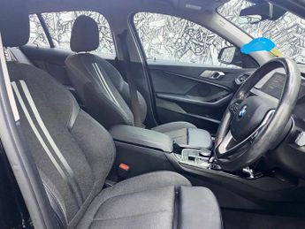 BMW 1 SERIES 1.5 118i Sport (LCP) Hatchback 5dr Petrol DCT Euro 6 (s/s) (136 